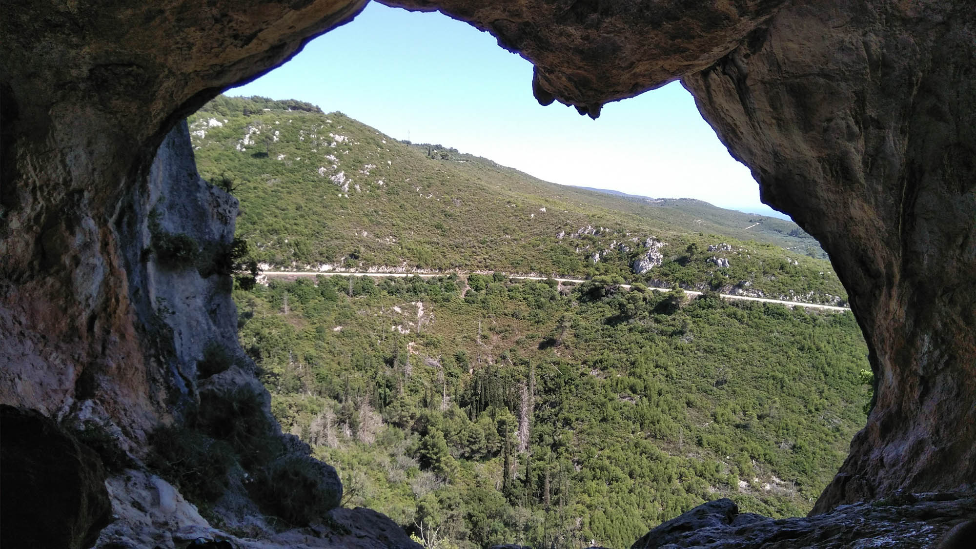 Widok z górnej części Jaskini Damianos