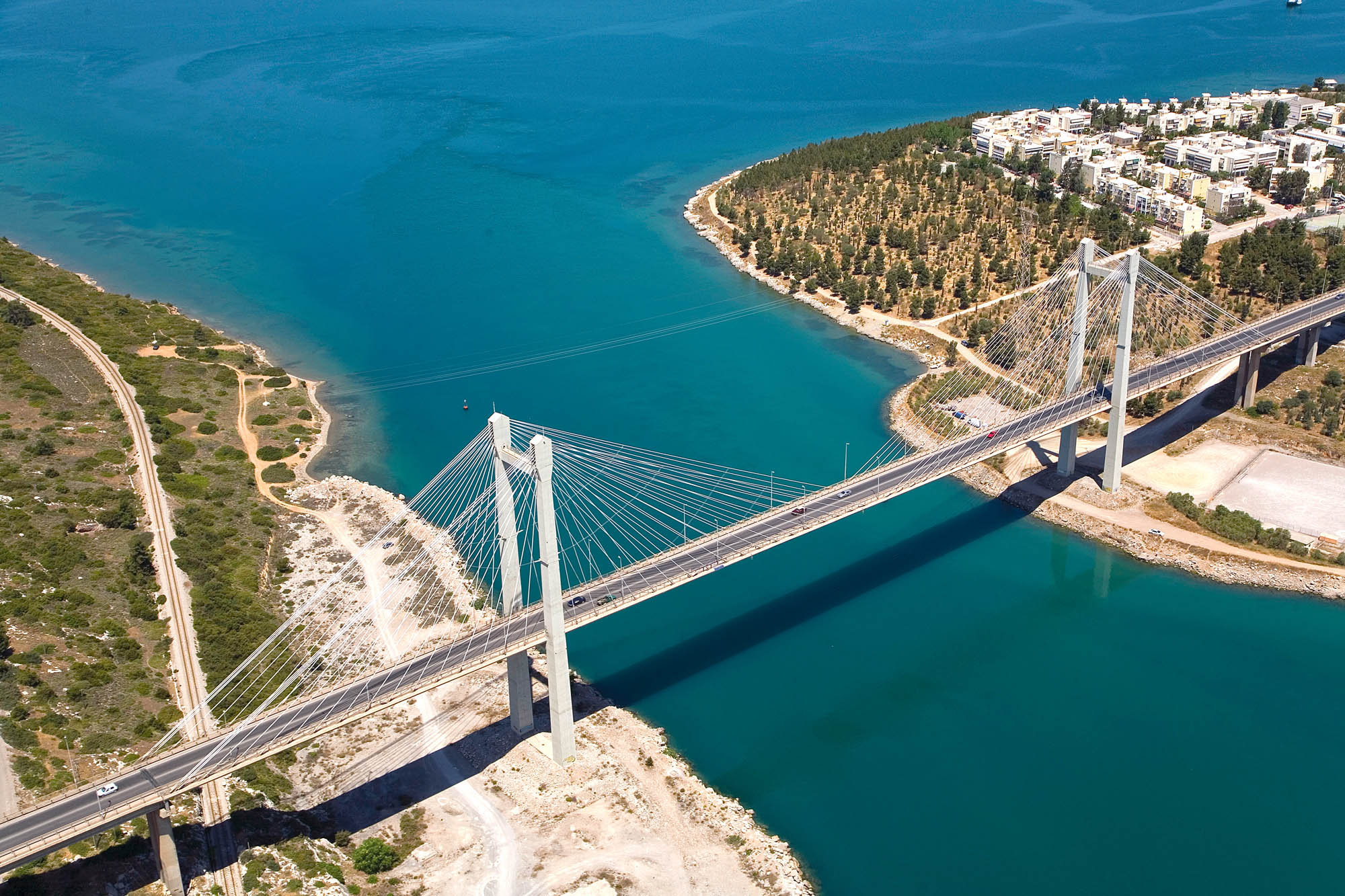 most wiszący, widok z lot ptaka, piękny most chalkida, Evia, Grecja