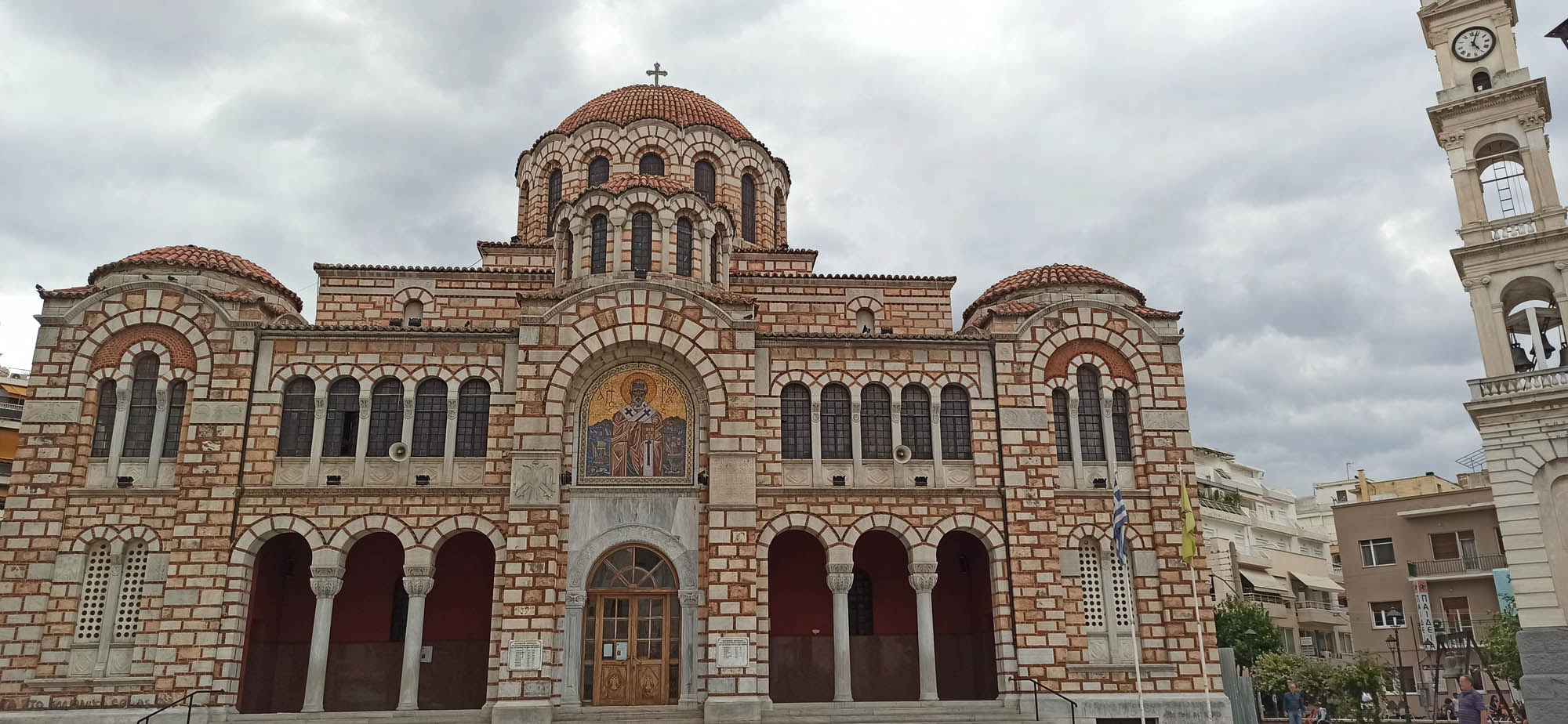 Bazylika Św. Dymitra w Salonikach, zdjęcie od frontu