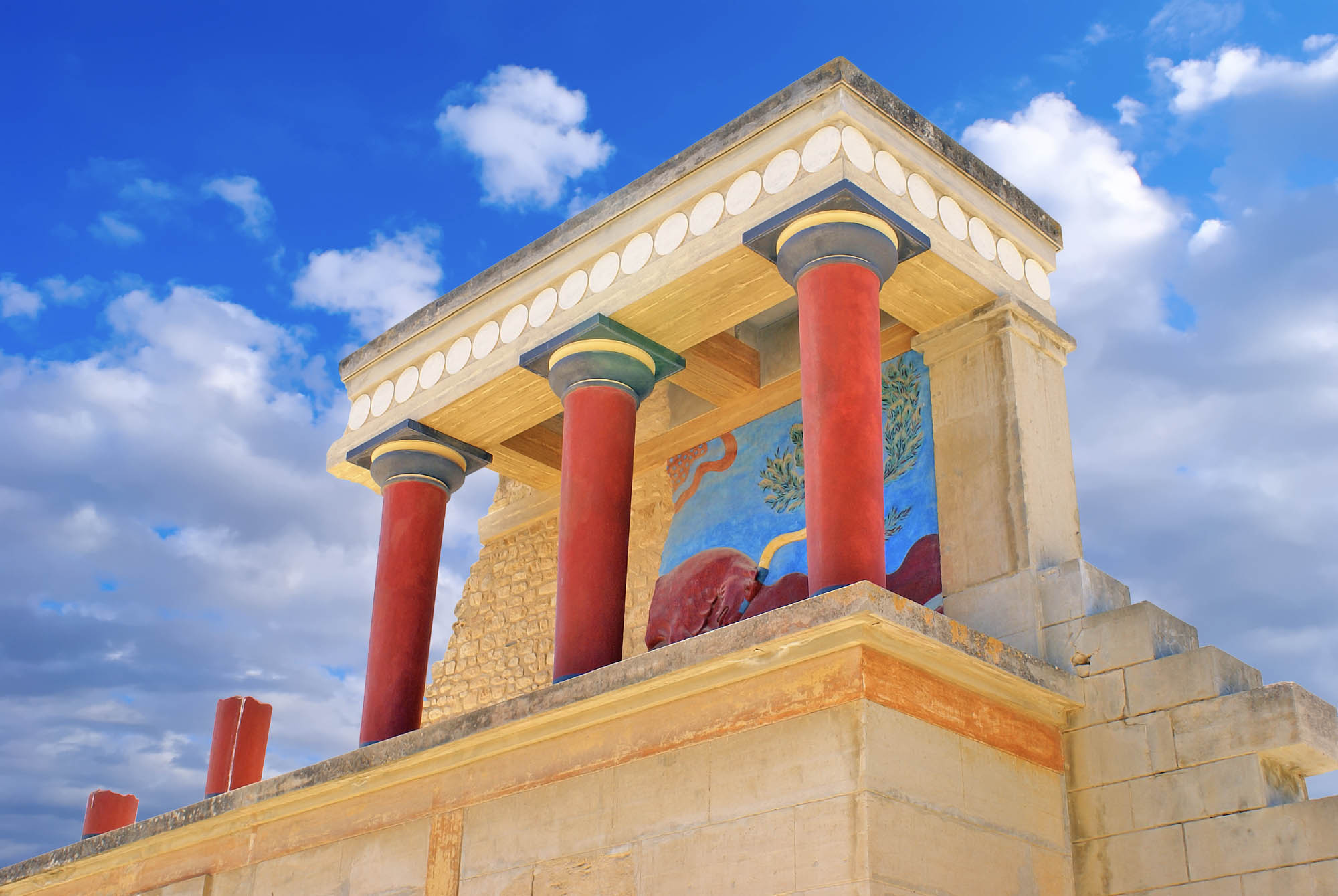 pałac Knossos na krecie, detal, zbliżenie na kolumny