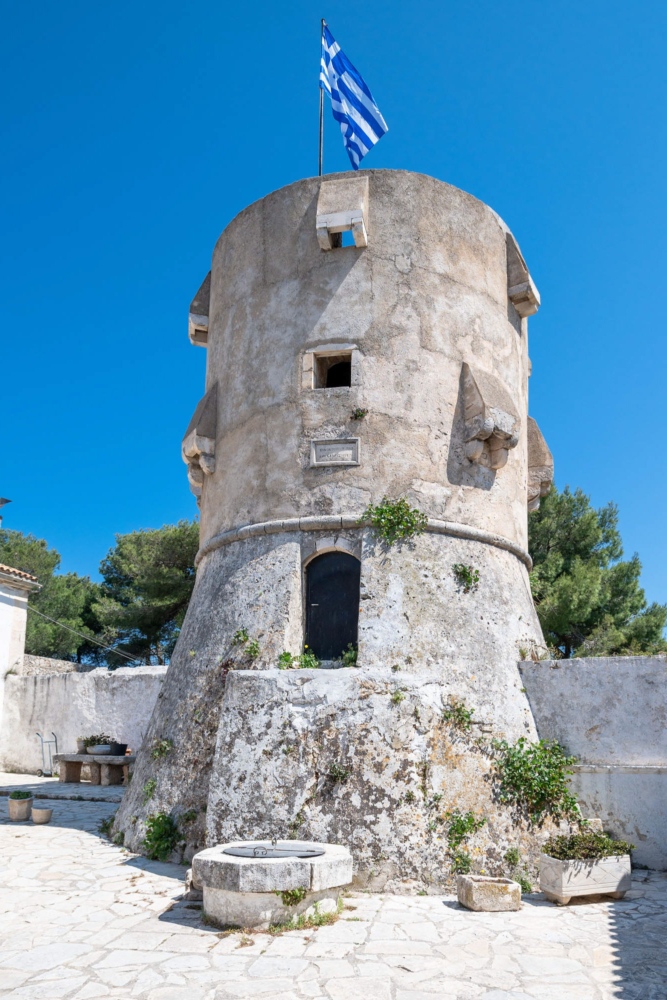 detale klasztoru anafonitria, zakynthos, wieża, kolumna, klasztor