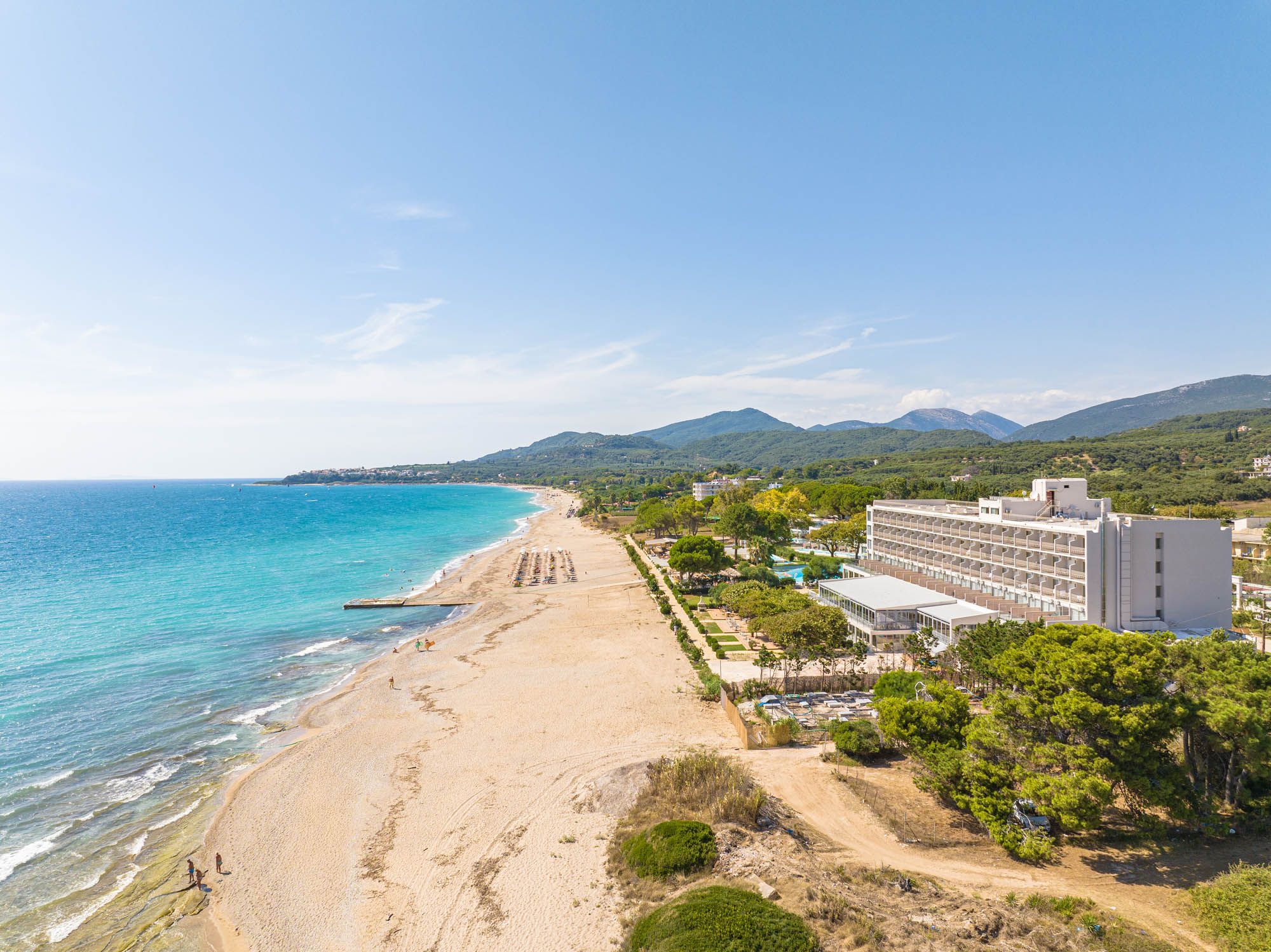plaża monolithi, plaże epiru, widok na plaże z daleka iz z góry