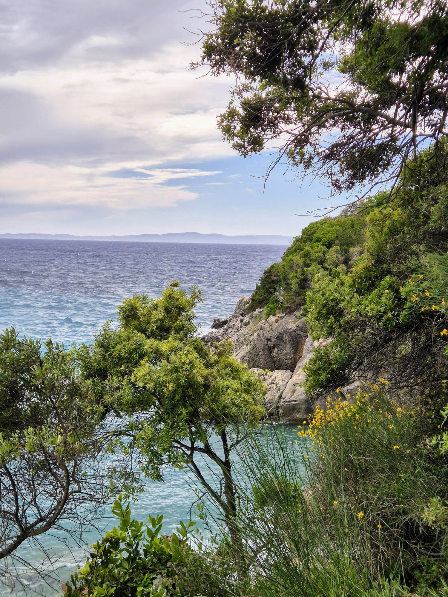 sarakiniko plaża, widok na morze