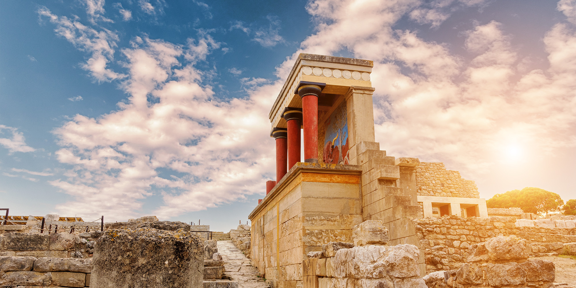 Z mitem w tle — Pałac Knossos na Krecie