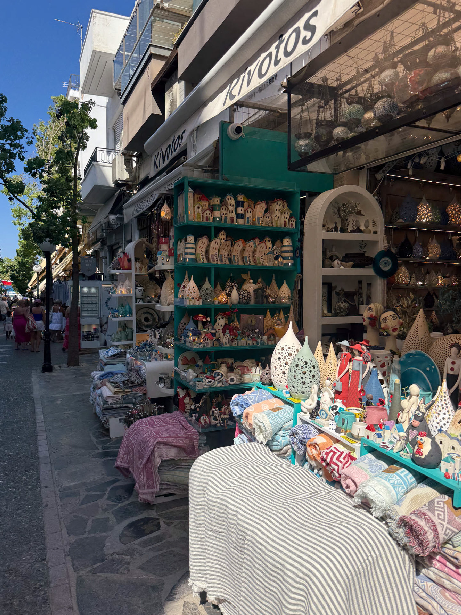 kreta, agios nikolaos, sklepiki z pamiątkami