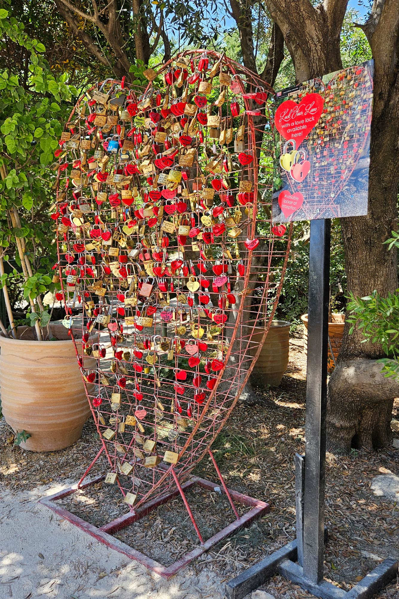 kłódki miłości na wyspie cameo, detale