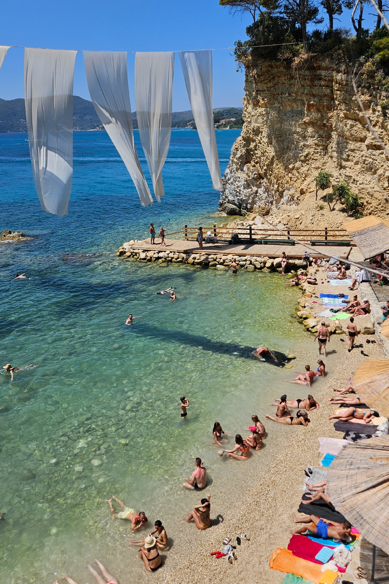 plaża na wyspie cameo, widok z góry, zakynthos