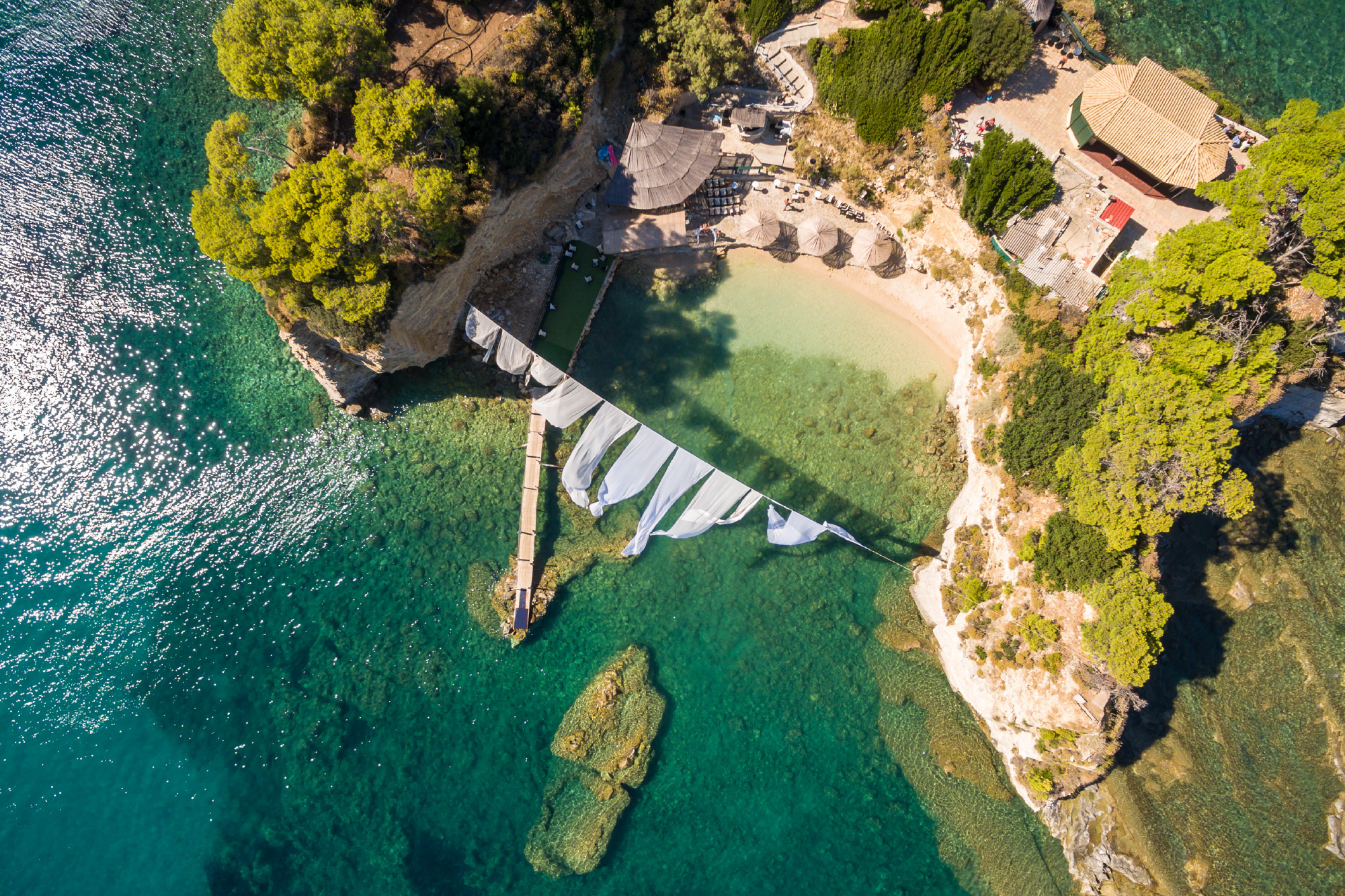 wysepka cameo widziana z góry, z lotu ptaka, zakynthos