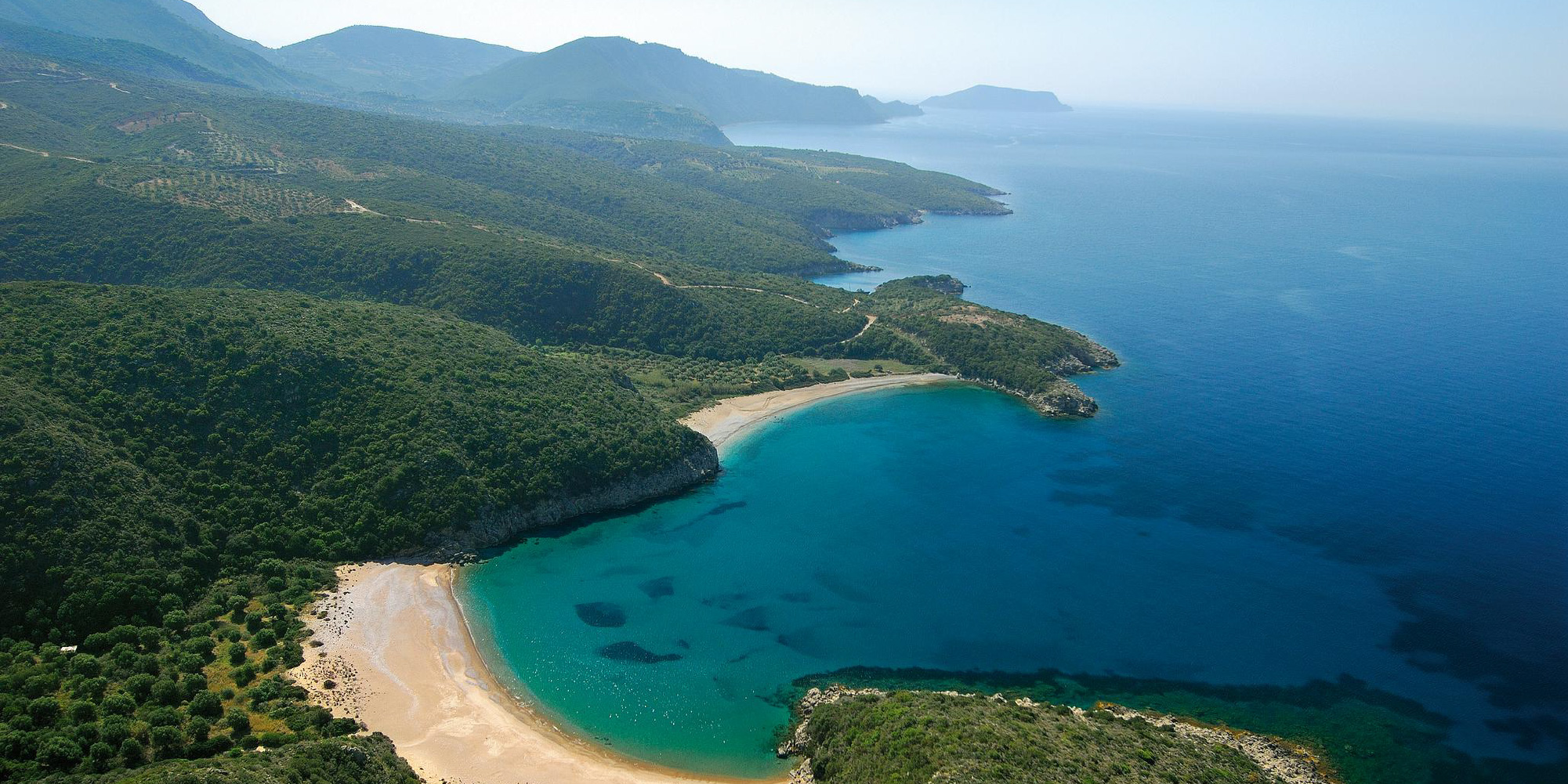 TOP 8 wyjątkowych plaż Peloponezu (oczami mieszkanki i rezydentki!)