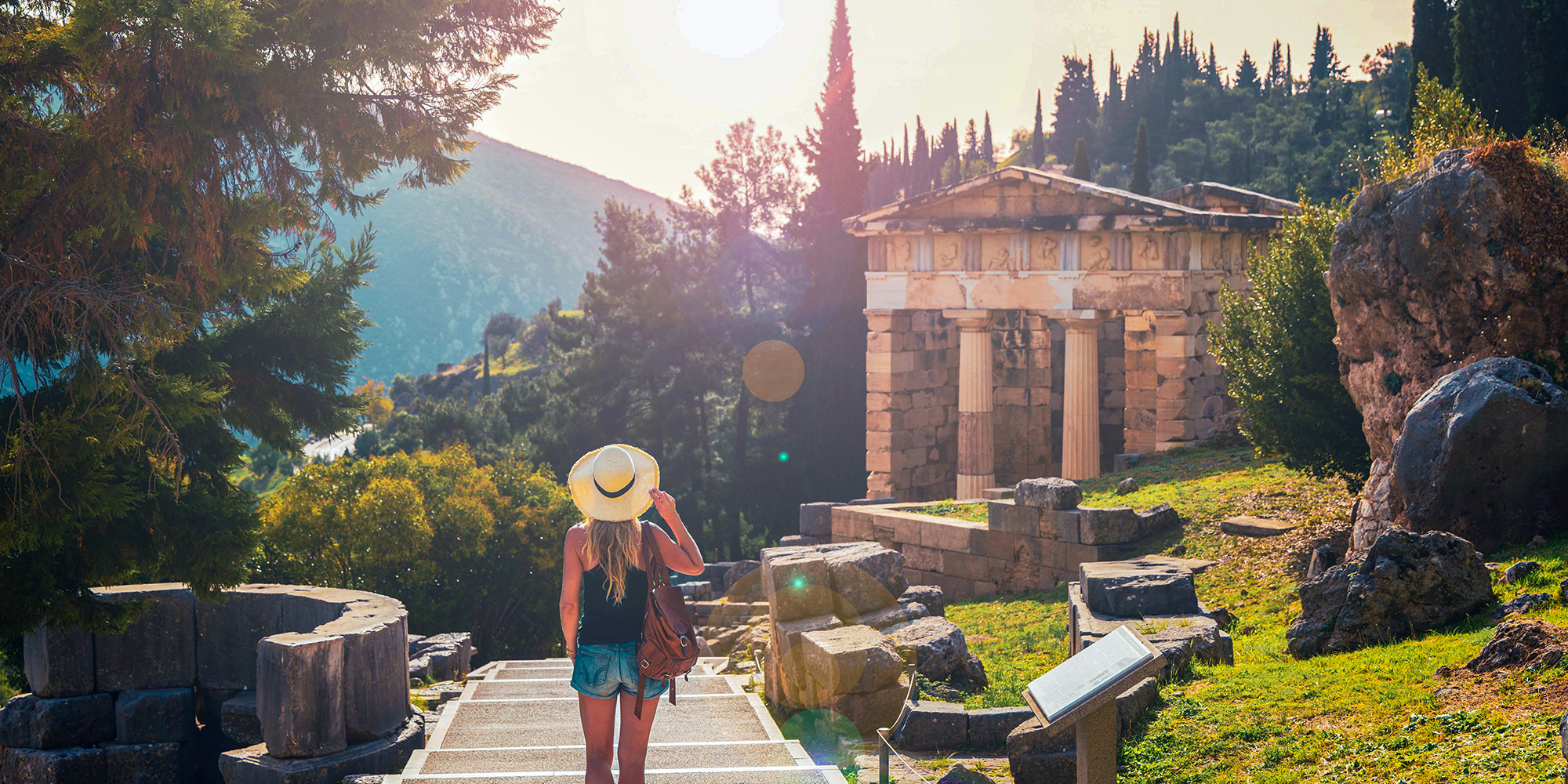 Z mitem w tle — Delfy — głos bogów