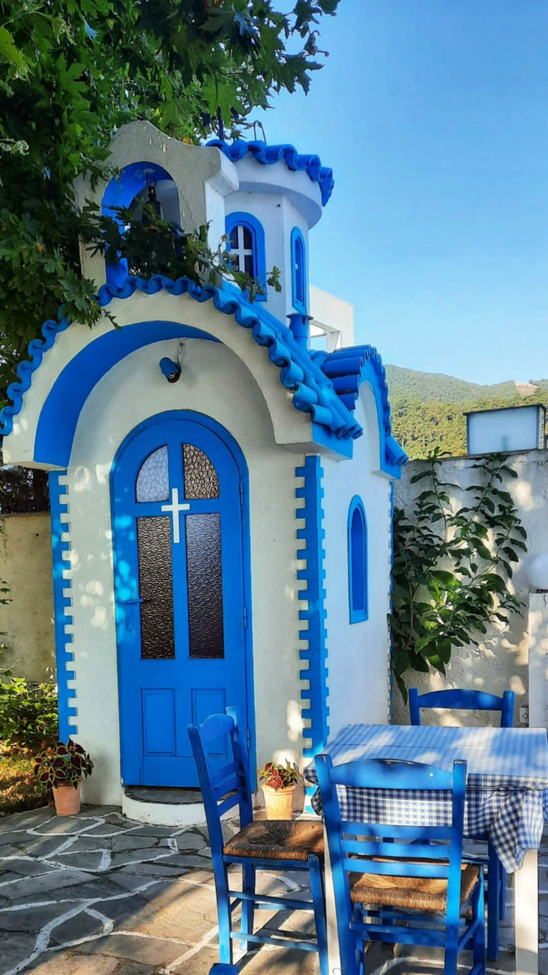 kapliczka gdzies na thassos, miasto limenas, wspomnienia