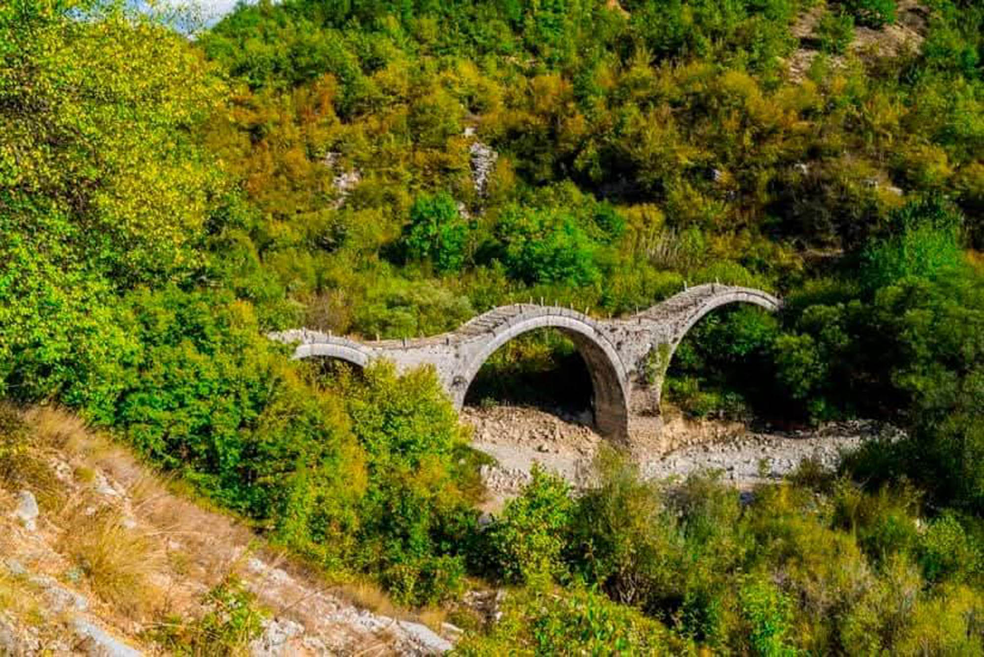 kamienne mosty Epiru, słynne mosty