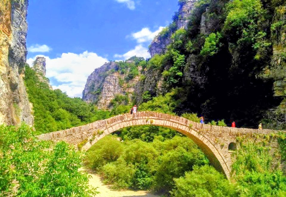 kamienne mosty epiru