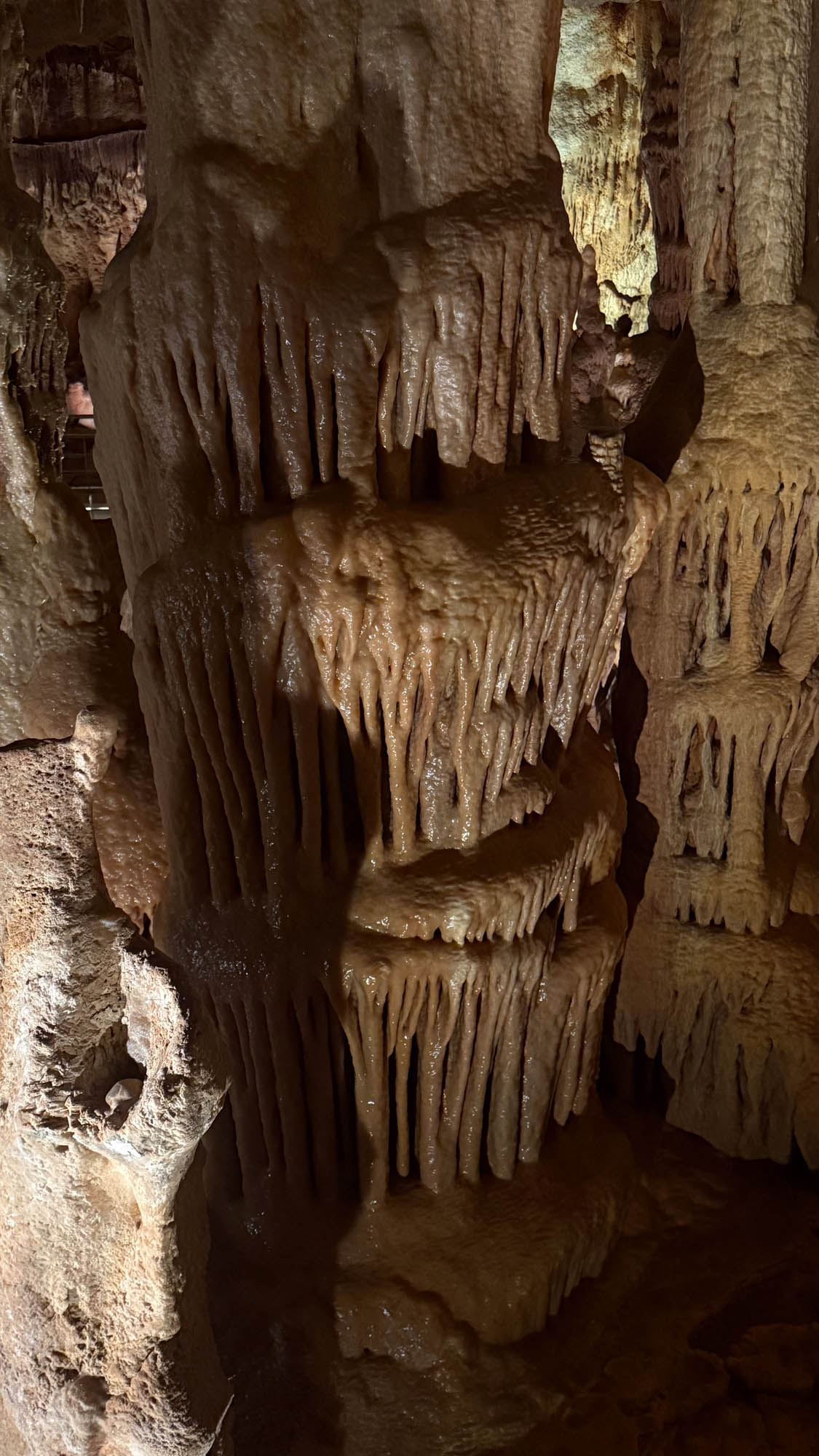 jaskinia petralona, chalkidiki, wnętrze jaskini
