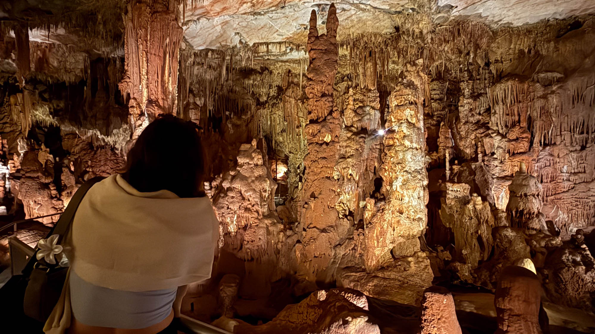 ogromna jaskinia petralona, chalkidiki