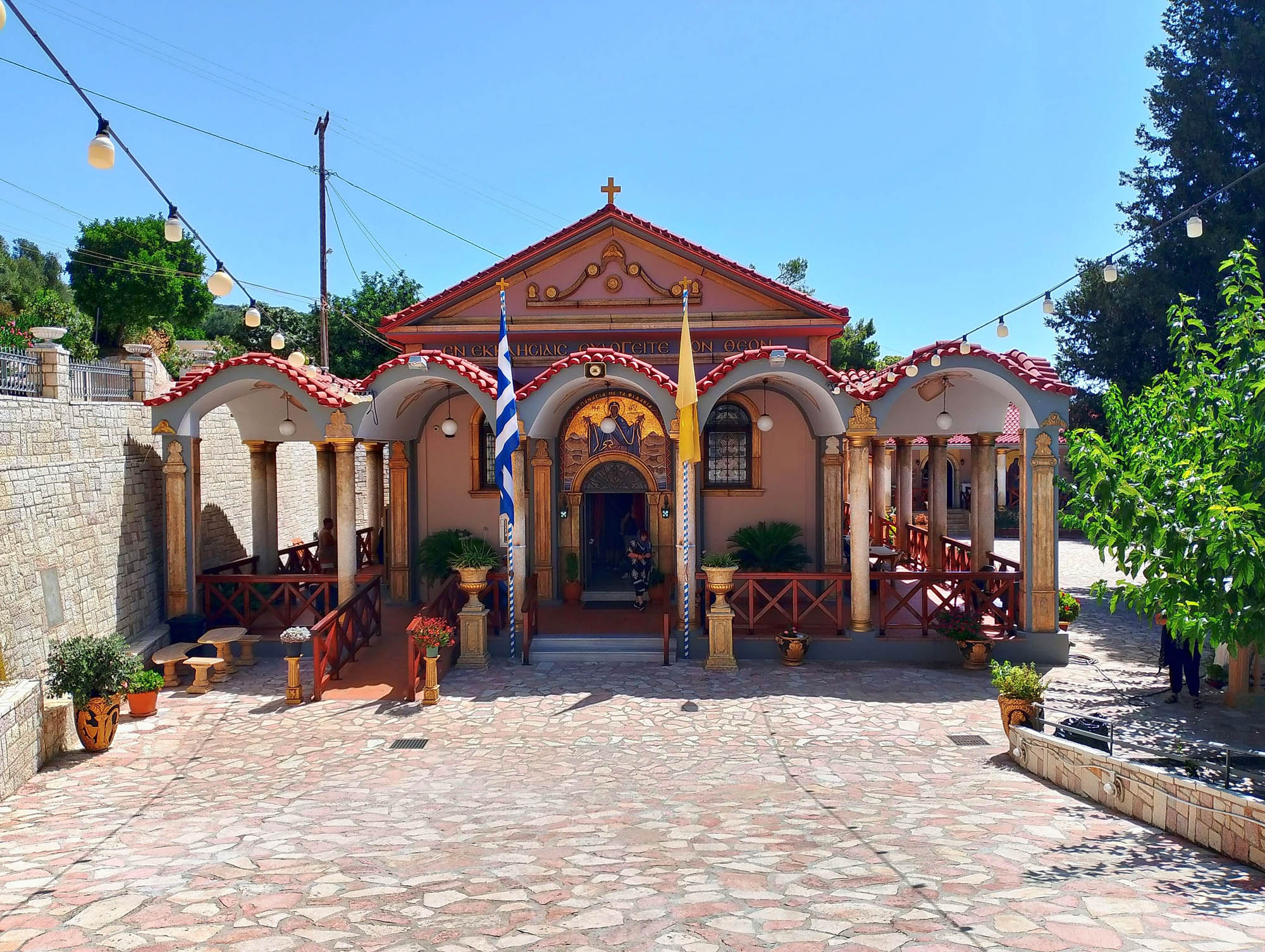 kefalonia, cerkiew we wsi, węże na 15 sierpnia