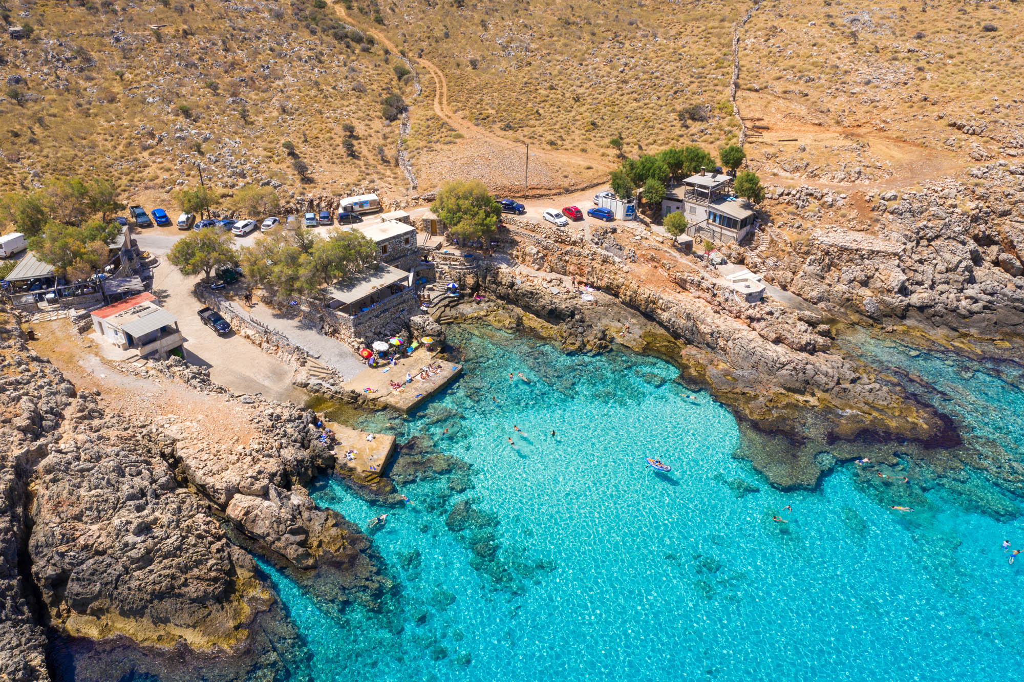 Wybrzeże ombros gaios, kreta zachodnia, widok z góry, apokoronas