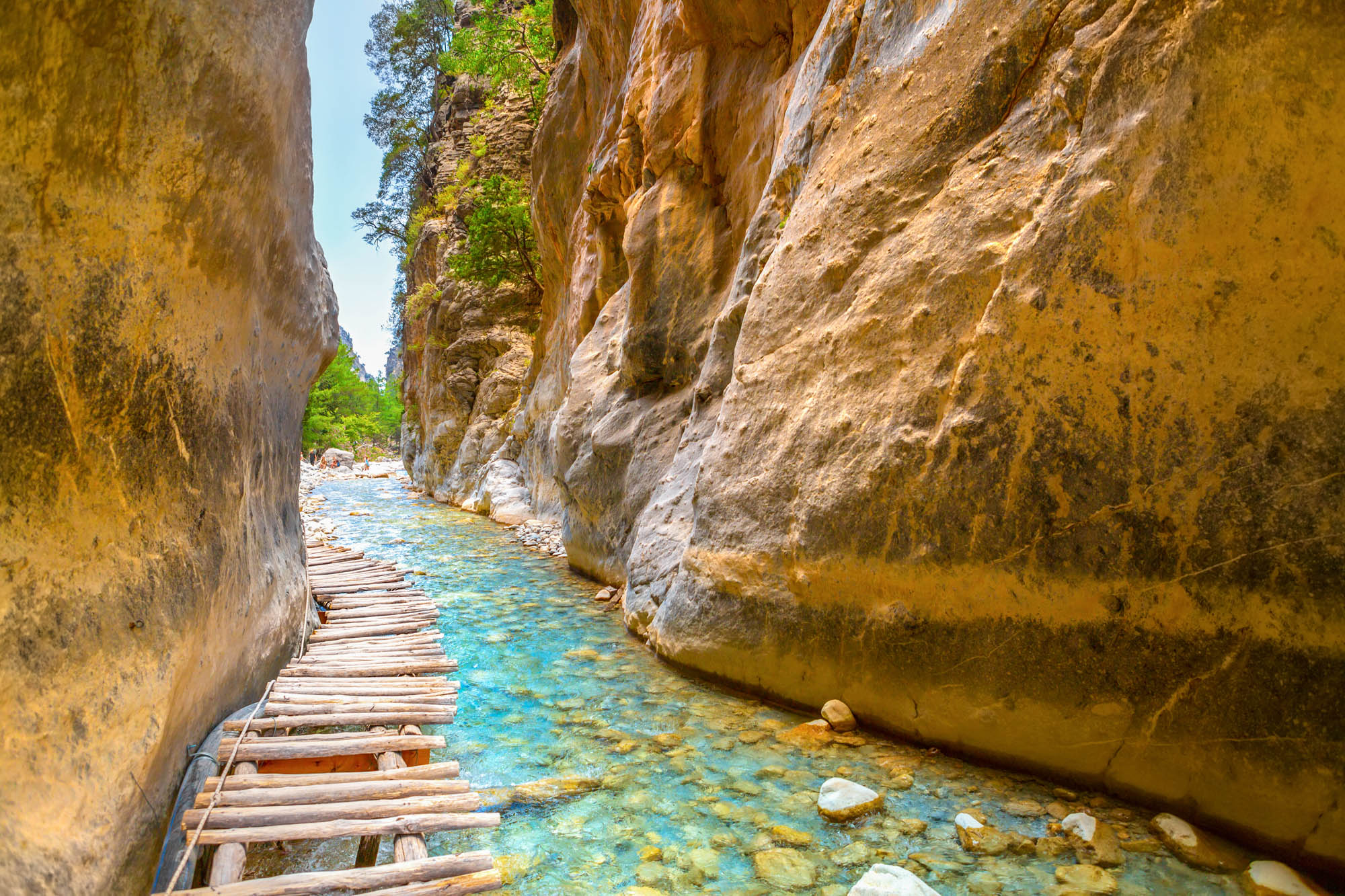 wąwóz samaria, kreta, rzeka we wnetrzu